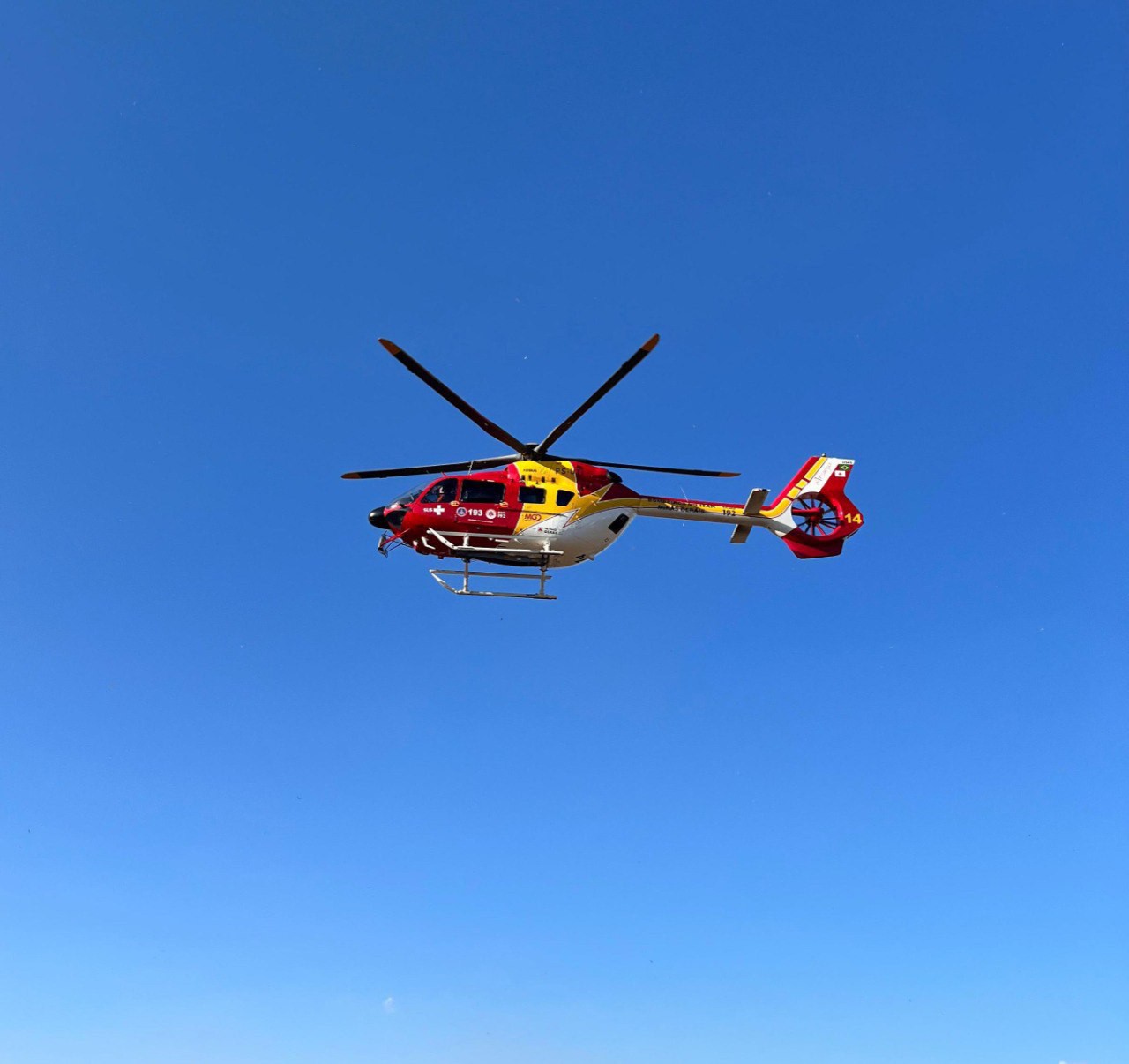 A vítima foi transferida pelo helicóptero Arcanjo, do Corpo de Bombeiros
