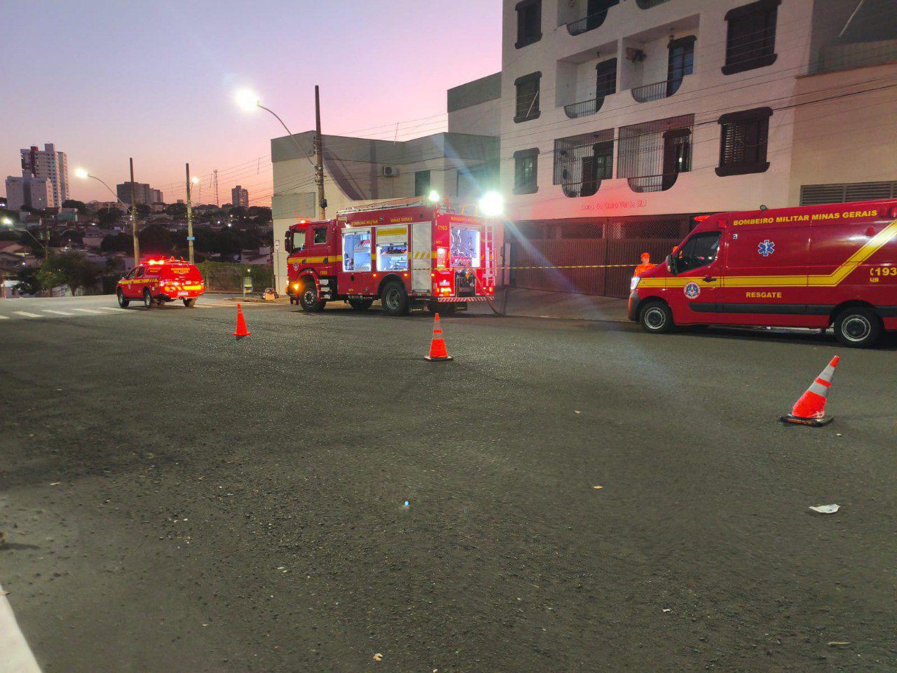 Curto-circuito em uma máquina de lavar roupas teria provocado incêndio 