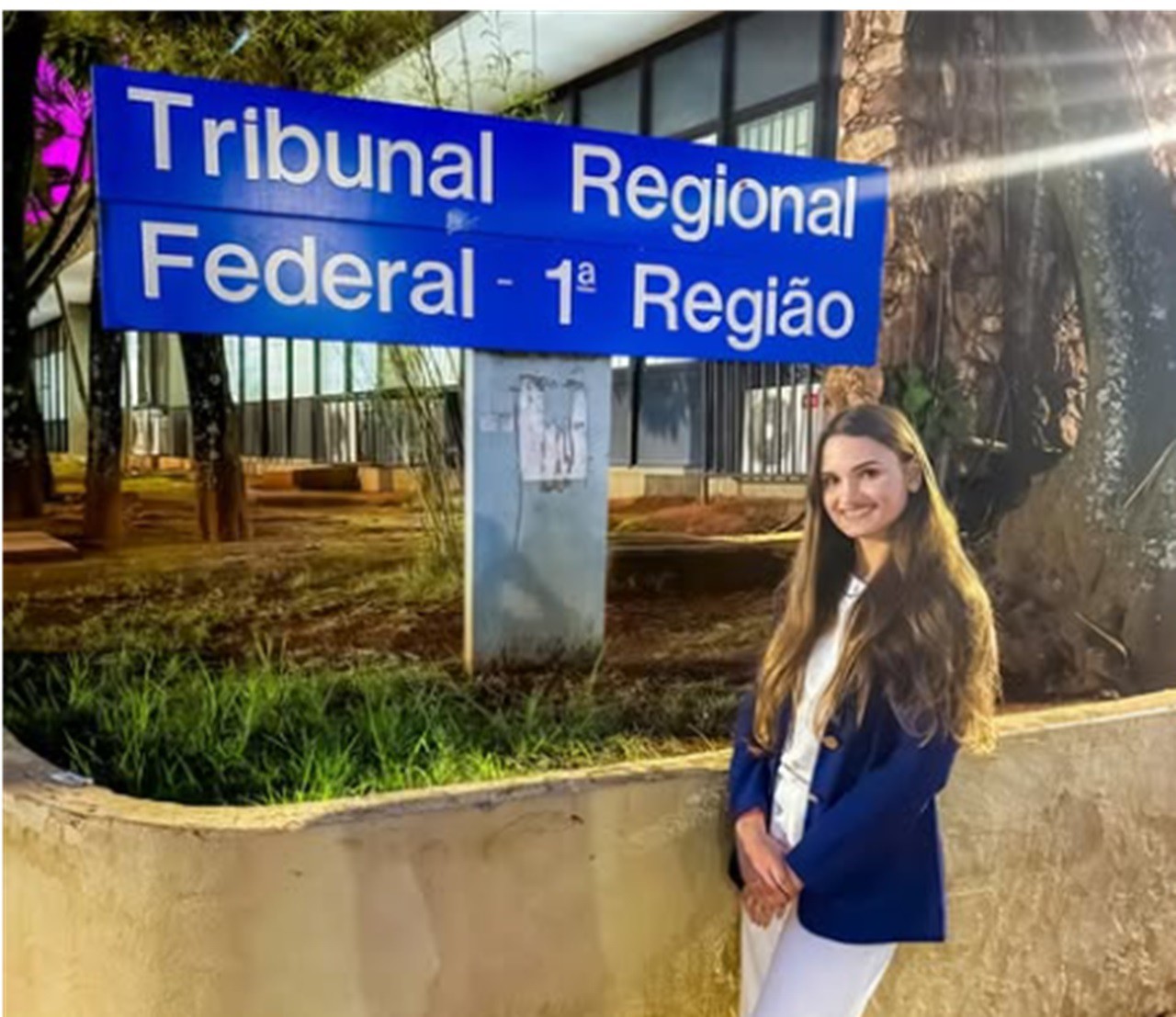 Mineira de 25 anos é nomeada juíza mais jovem do país