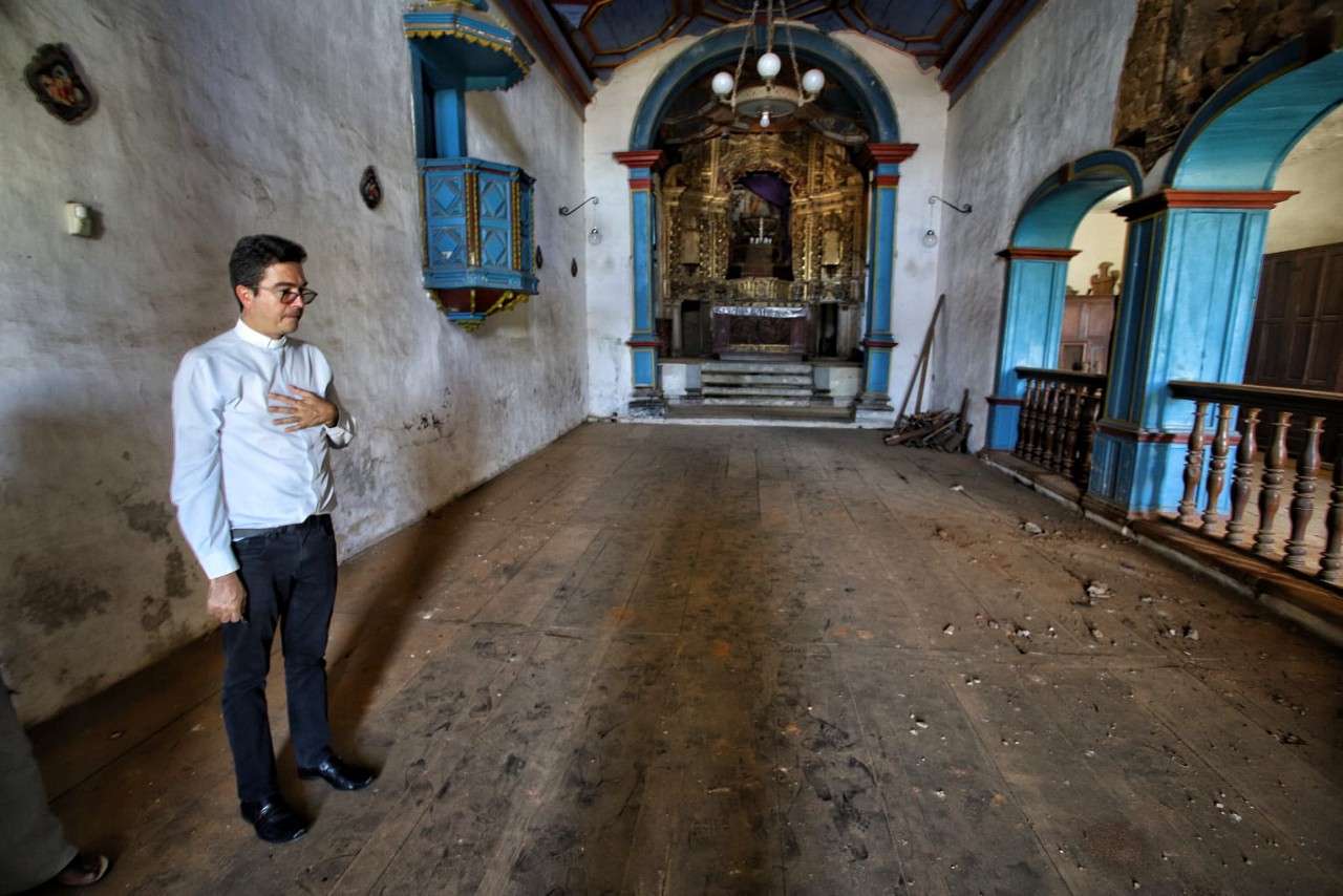 Pe. Geraldo Buziani destacou a importância do templo para a comunidade 