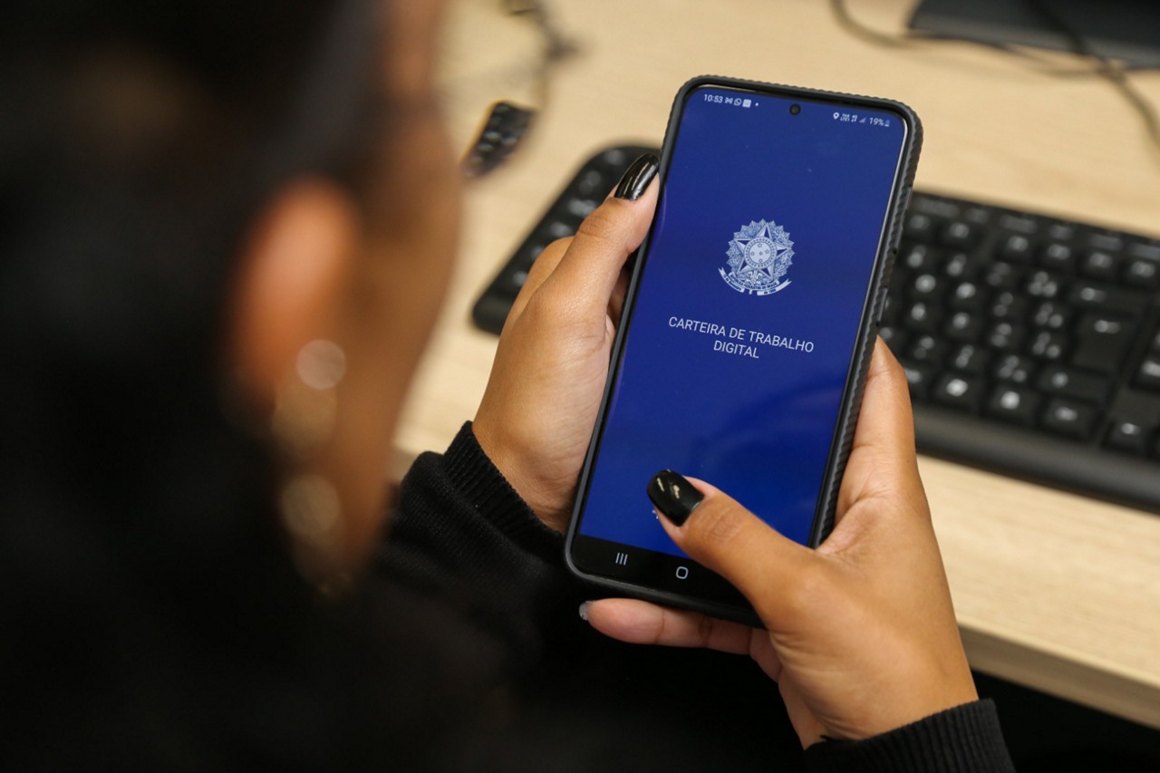 O trabalhador pode ter acesso às oportunidades disponíveis em todo o estado pela internet