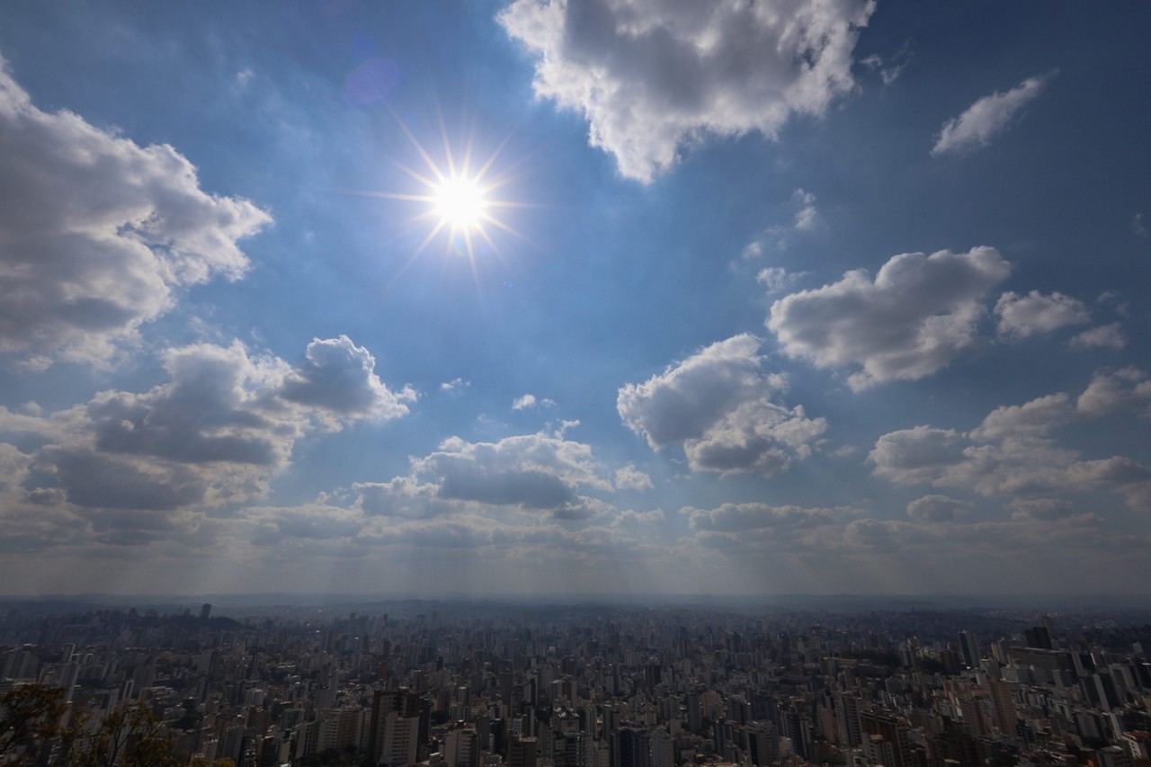 Início do mês será com calor, segundo a meteorologia 