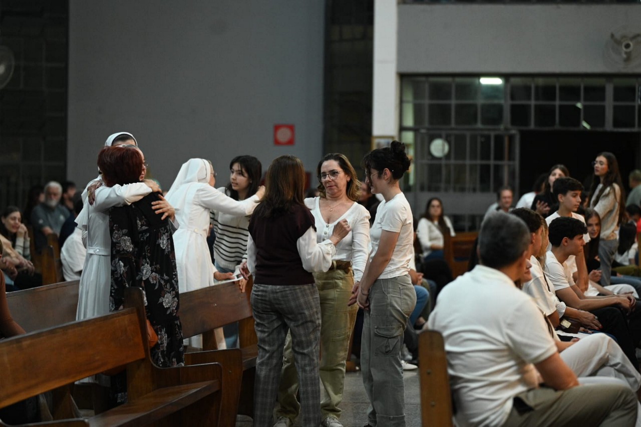 Missa de sétimo dia realizada em homenagem a professora Soraya França. A cerimônia ocorreu na Paróquia Nossa Senhora da Divina Providência, na região da Pampulha