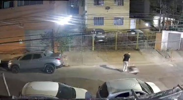 Pelas imagens, não é possível identificar quem atirou contra o PM