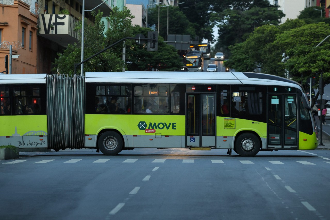 Ônibus articulados do Move BH podem sair de circulação em dezembro de 2026