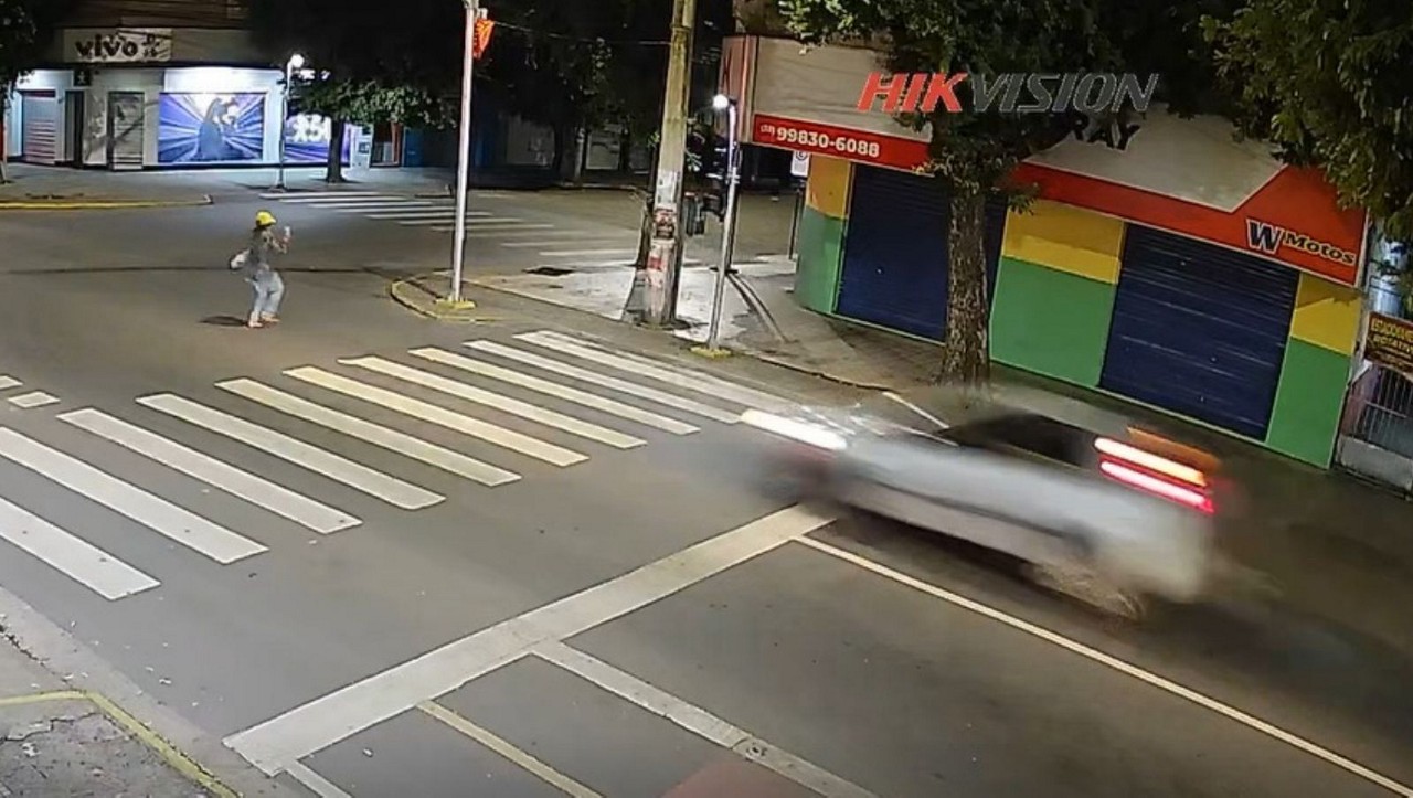 O acidente ocorreu na noite de sábado (22 de março) em Governador Valadares