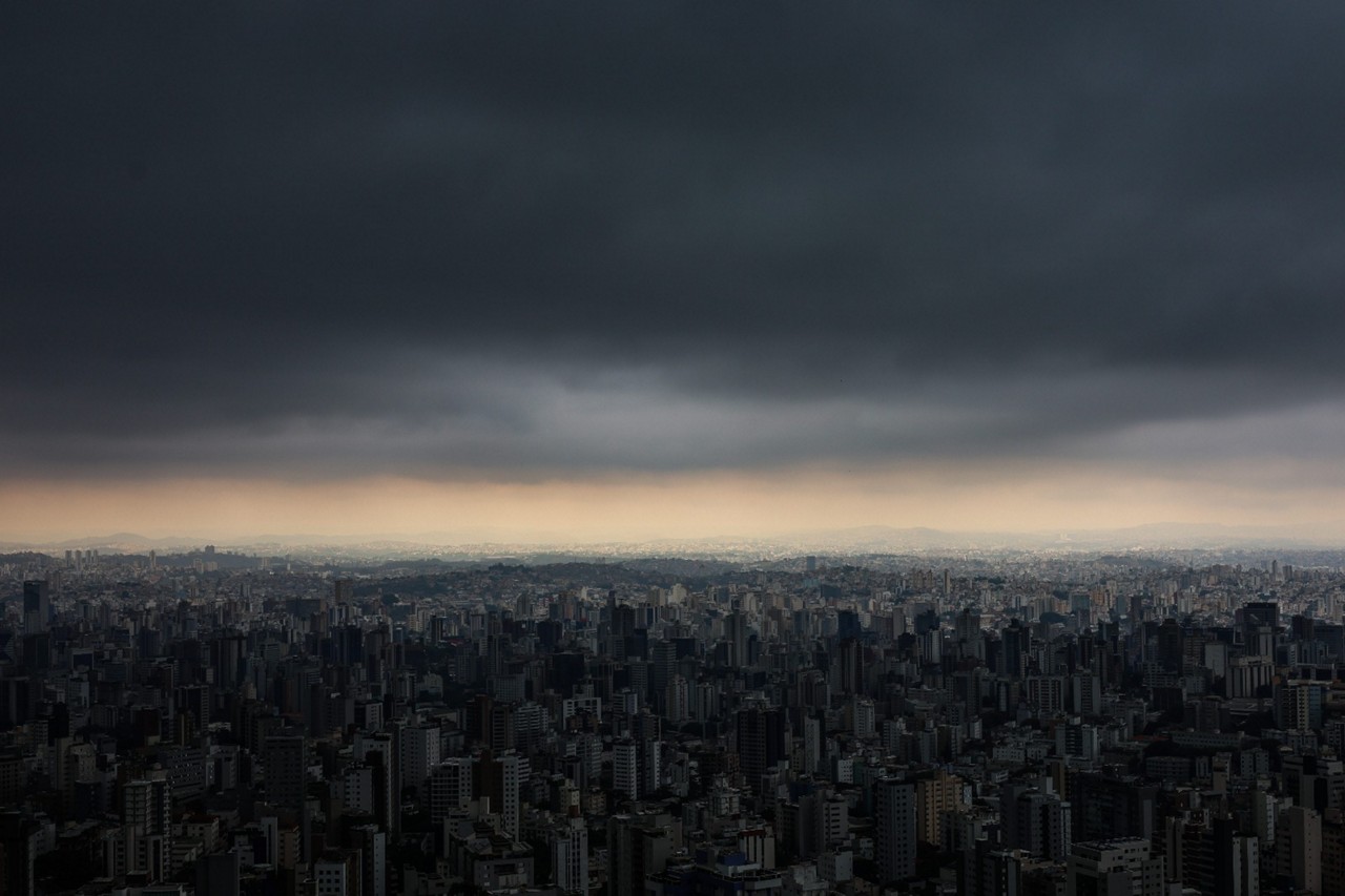 Cidades de Minas estão sob alerta para ocorrência de tempestade com granizo