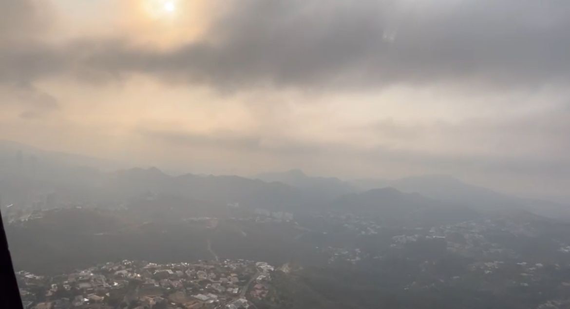 Grande BH coberta por horizonte de esfumaçado