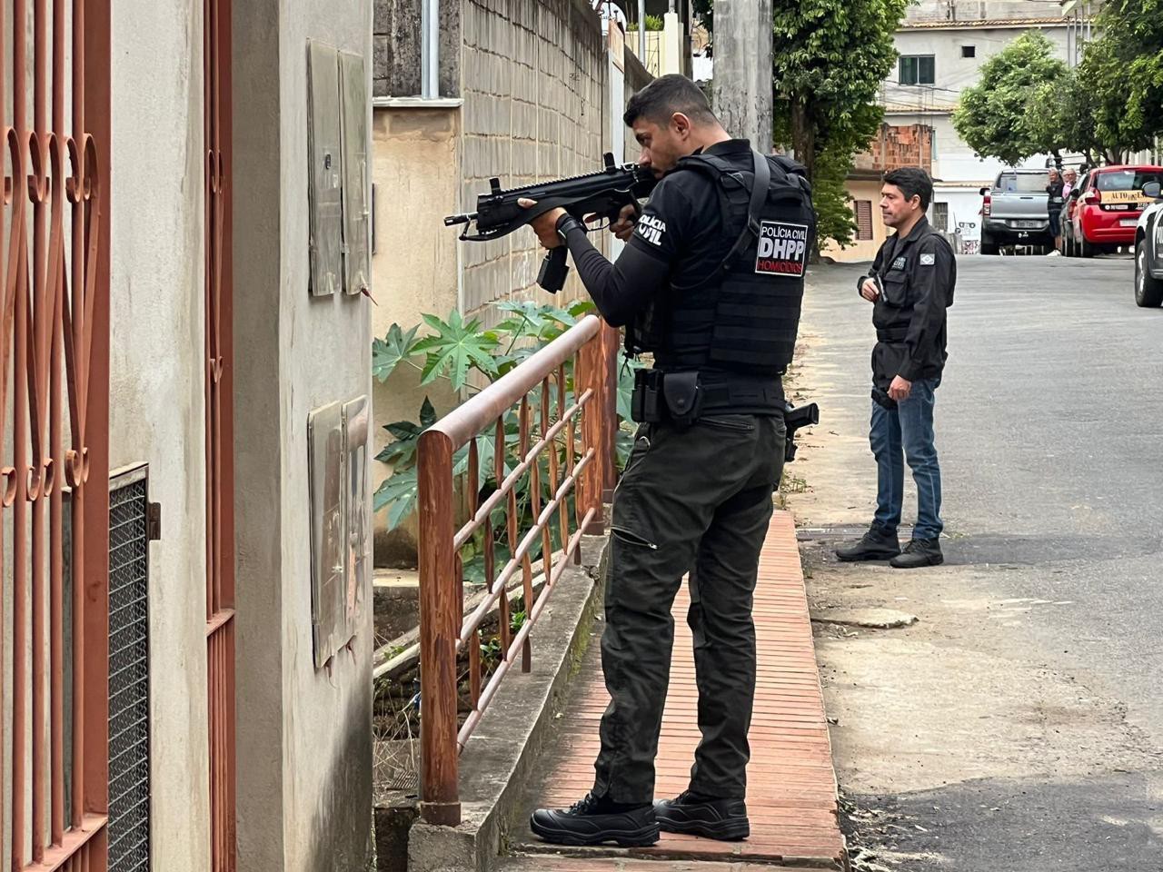 Mandados de prisão e busca e apreensão foram cumpridos em Juiz de Fora