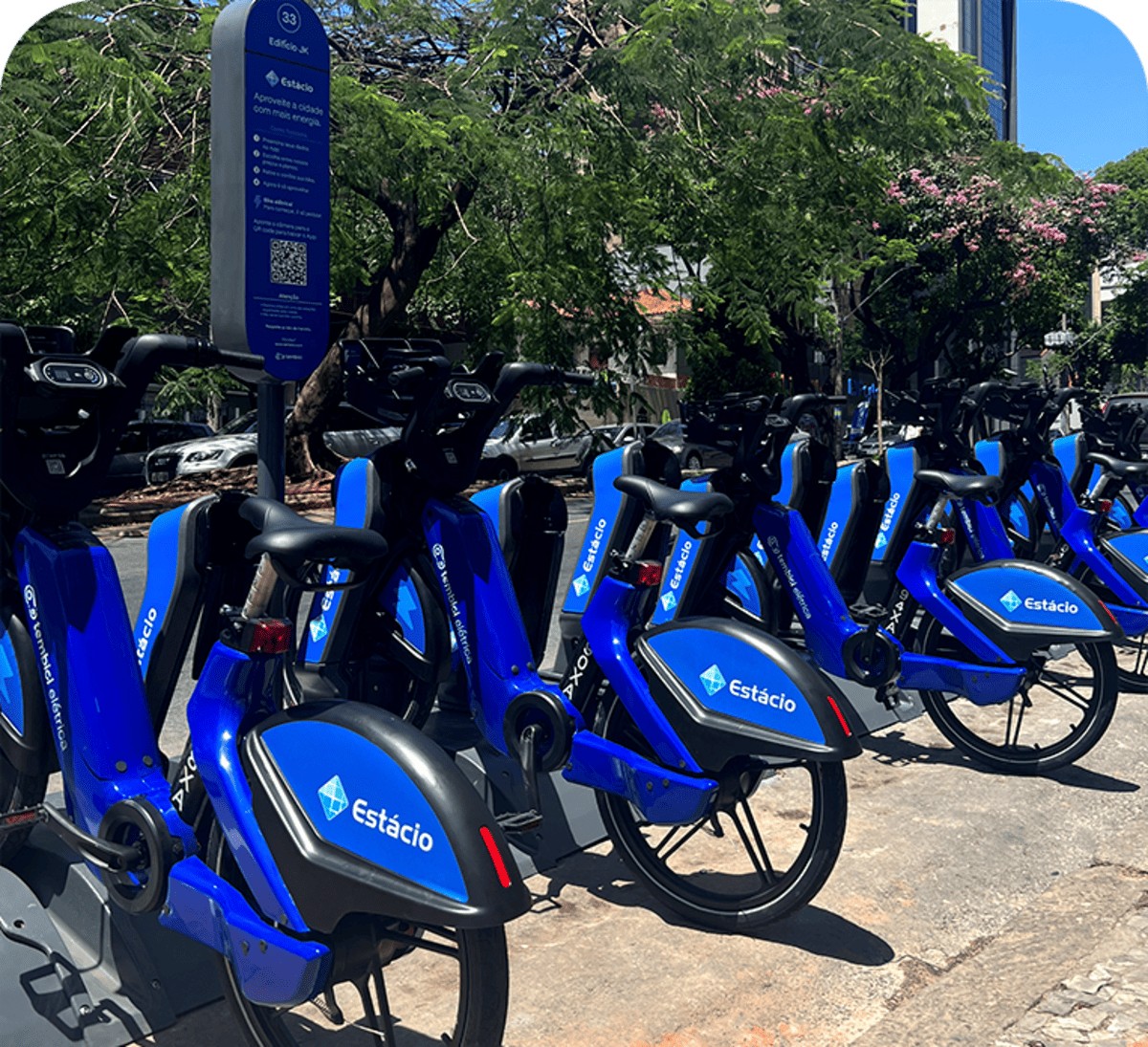 As bicicletas são administradas pela Tembici, e patrocinadas pela faculdade Estácio em BH
