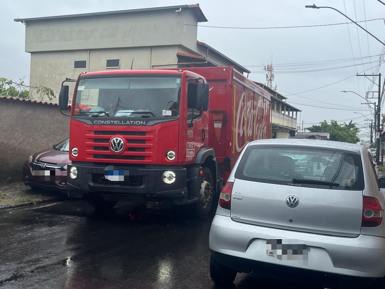 Trecho da rua São Dimas, paralela à avenida Benjamin Guimarães, no bairro Industrial, em Contagem, na região metropolitana de Belo Horizonte