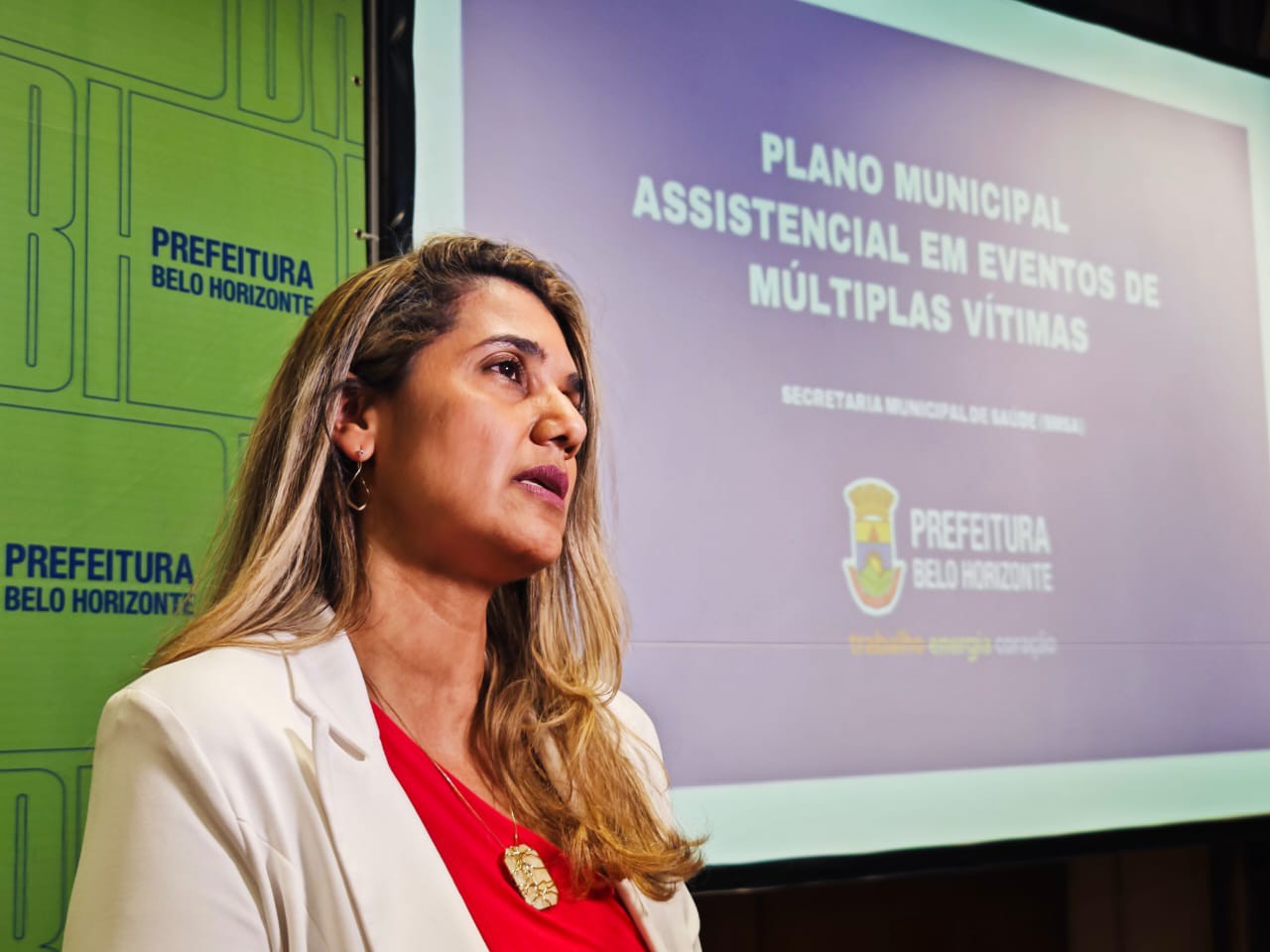 Raquel Felisardo, diretora de Atenção às Urgências e Emergências de BH, apresenta o Plano implantado