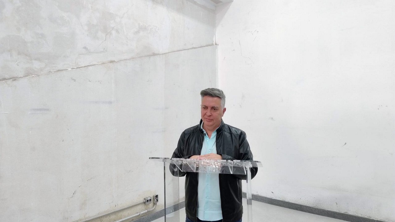 Durante visita a obras de Cras Cabana do Pai Tomás, Álvaro Damião falou sobre proposta