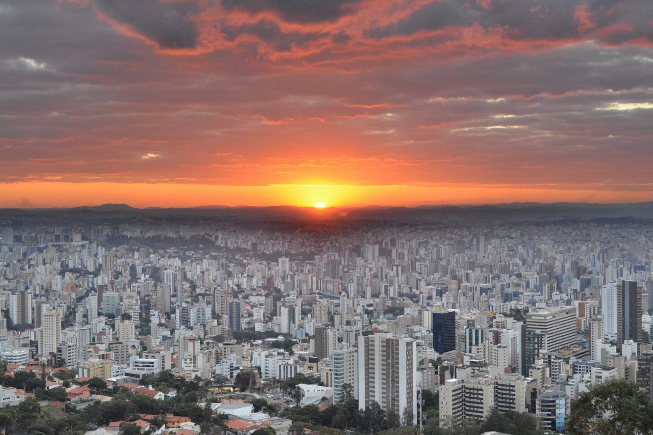 Tempo vai ficar firme e seco nesta segunda-feira