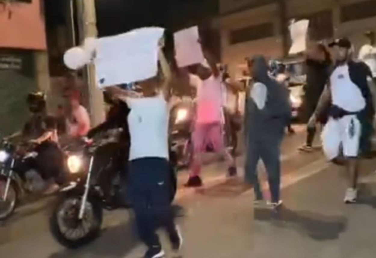 Moradores organizam novo protesto após morte de empresário em ação da PM na região do Barreiro   