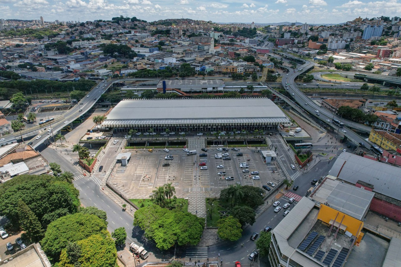 Inaugurada em 1971, a construção do terminal foi um projeto concebido pelo renomado arquiteto Éolo Maia