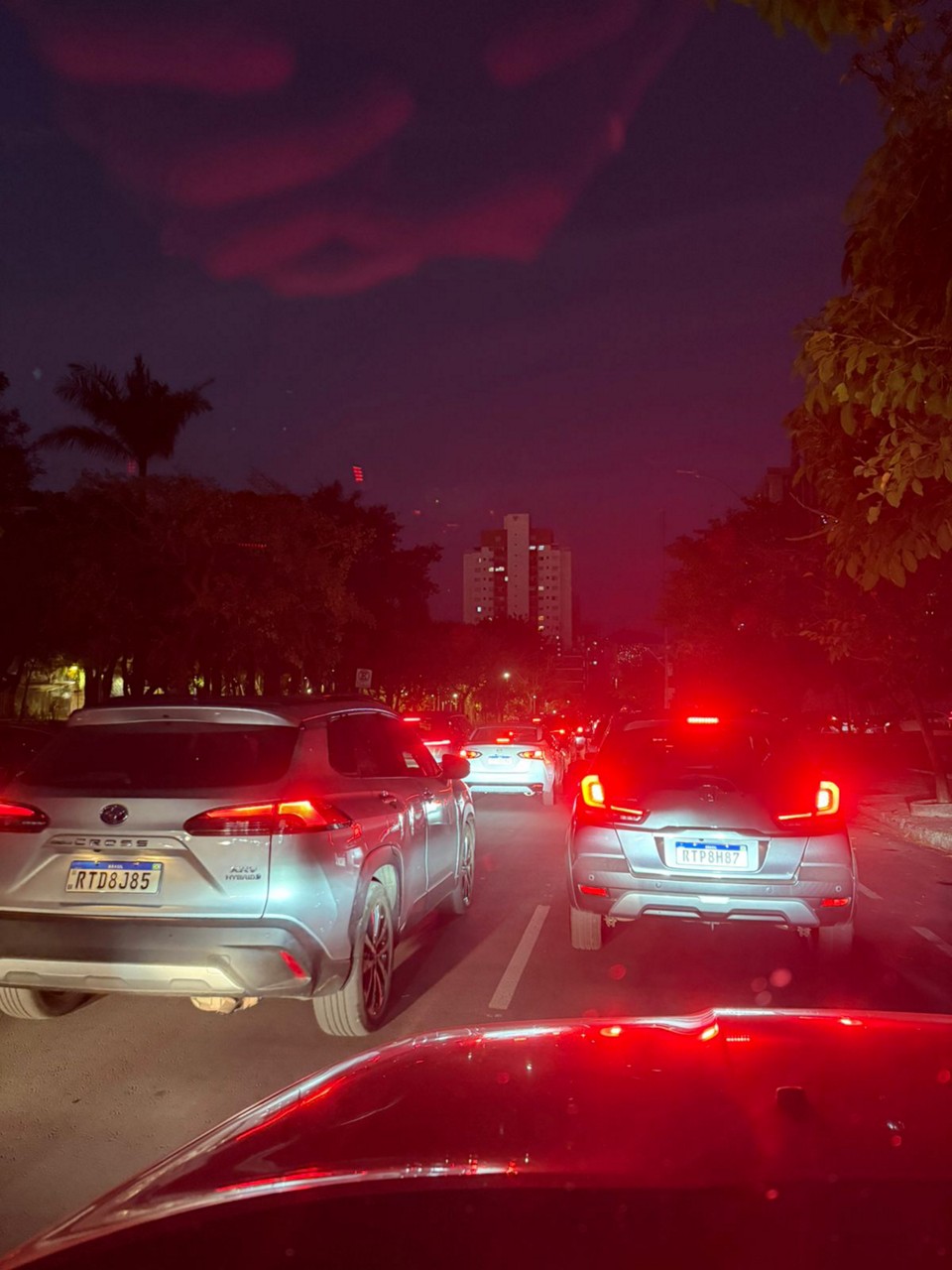Condutores relatam que o trânsito está parado na região