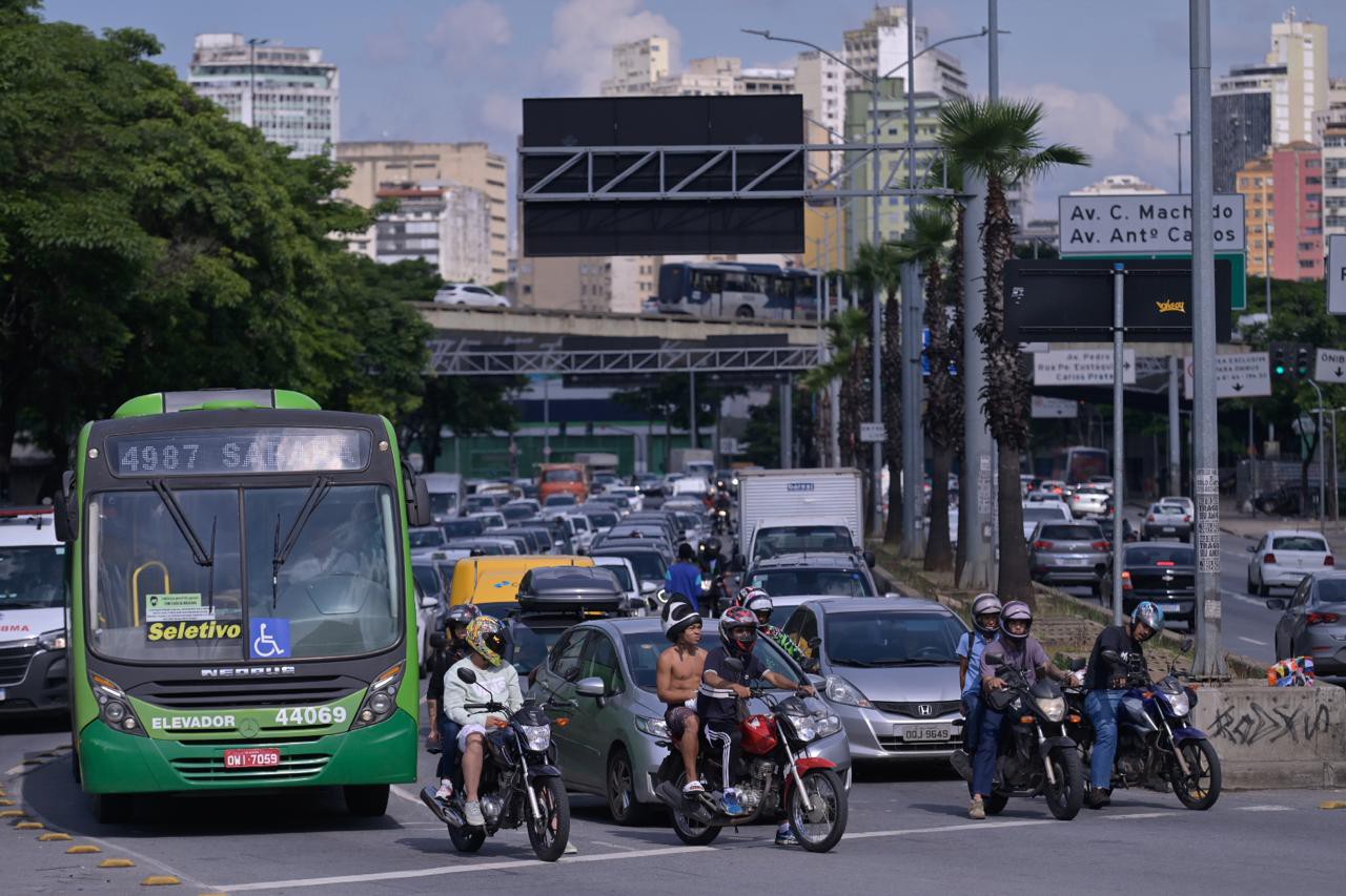 A situação é mais intensa nos arredores da rodoviária da capital mineira e dos shoppings populares
