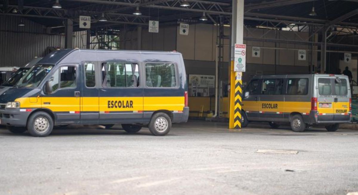 PBH abre serviços online para motoristas escolares e de fretamento 
