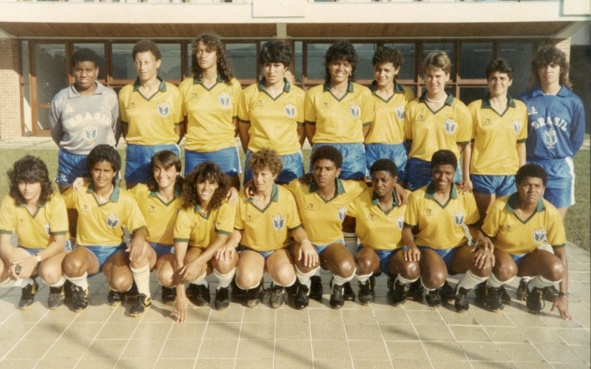 Radar, time feminino do Subúrbio do Rio de Janeiro, sucesso no século passado. (Foto: Divulgação/Cinefoot)