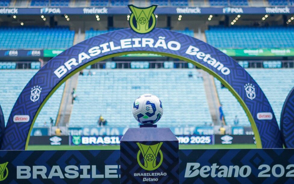 Brasileirão de 2025 tem outra vítima: António Oliveira, do Sport. Foto: Rafael Rodrigues/EC Bahia