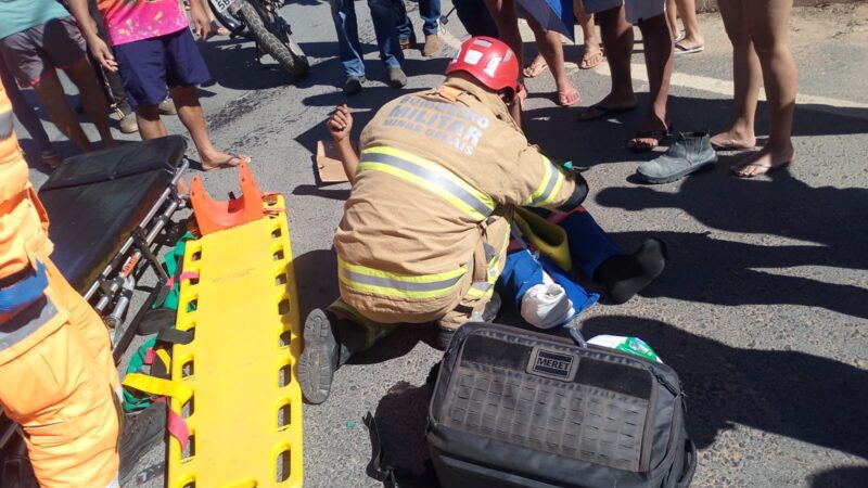 Colisão entre motocicletas deixa três feridos em Janaúba