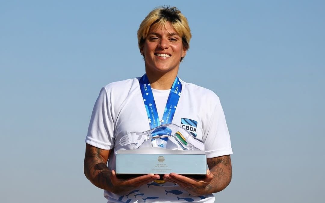Ana Marcela Cunha é heptacampeã mundial (Foto: Divulgação/ World Aquatics)