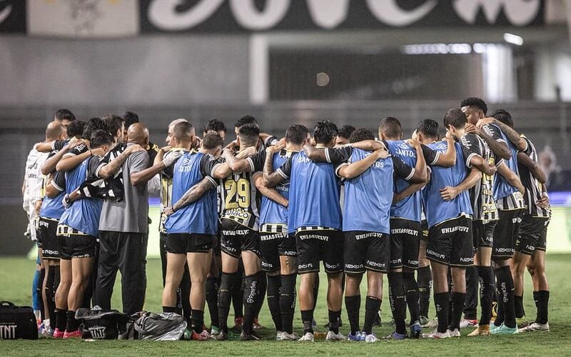 O Santos finaliza a preparação para o duelo contra o Vitória, em Salvador. (Foto: Raul Baretta/ Santos FC)
