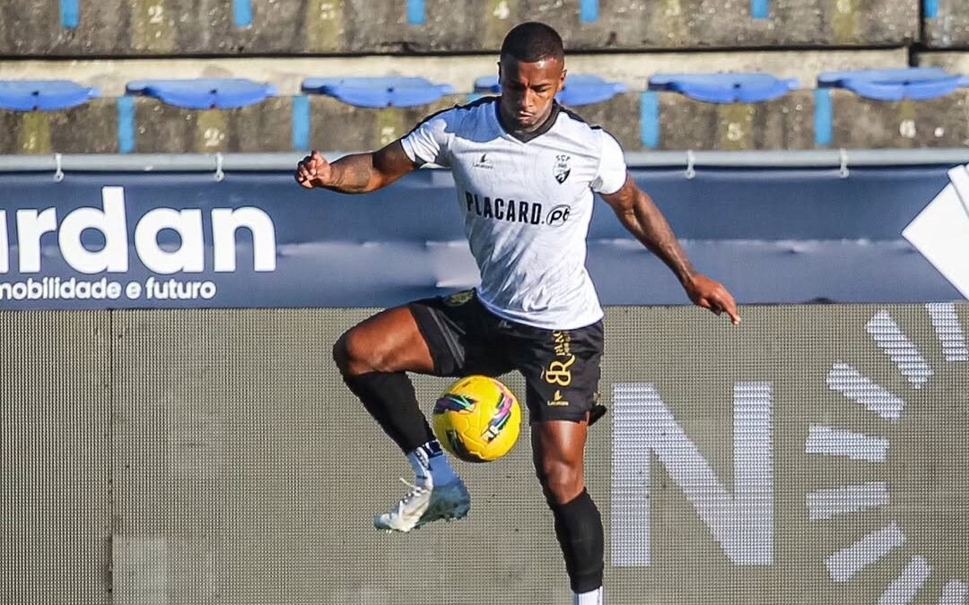 Jogador vive impasse em Portugal (Foto: Reprodução/Instagram/d.pastor0)