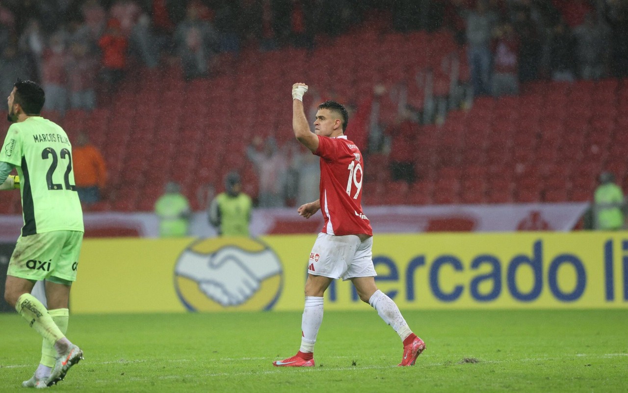 Borré está na terceira lesão muscular no ano (Foto; Ricardo Duarte/SC Internacional)