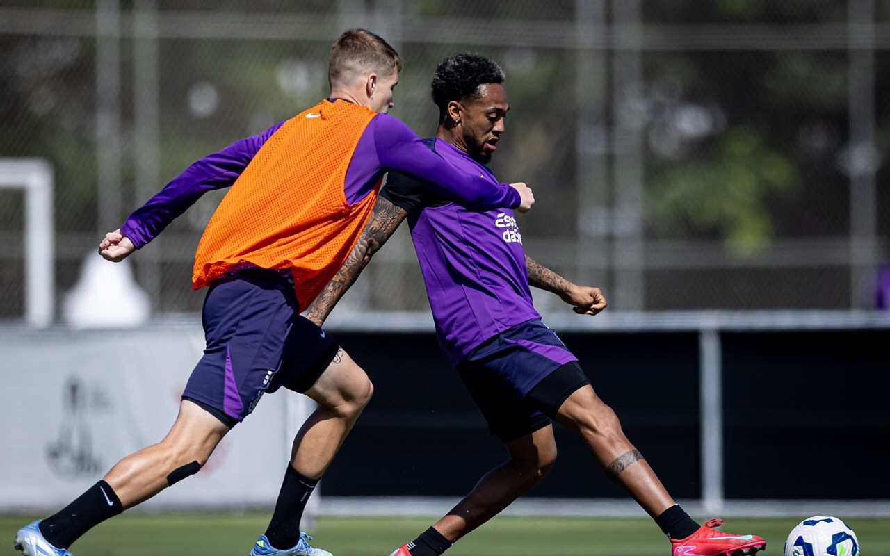Martínez retorna ao time após ficar fora contra o Mirassol (Foto: Rodrigo Coca/Agência Corinthians)