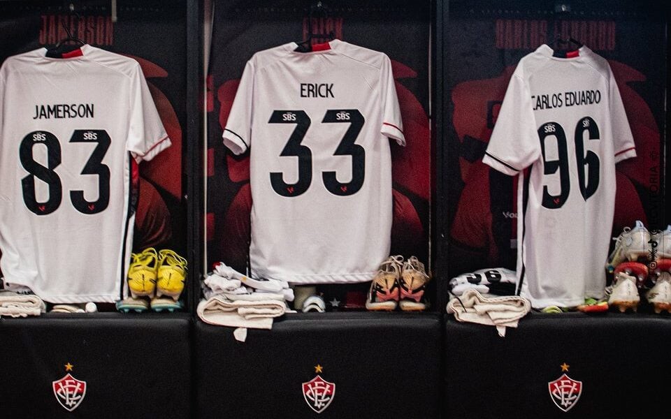 Vestiário do Vitória antes da partida contra o Santos (Foto: Victor Ferreira / EC Vitória)