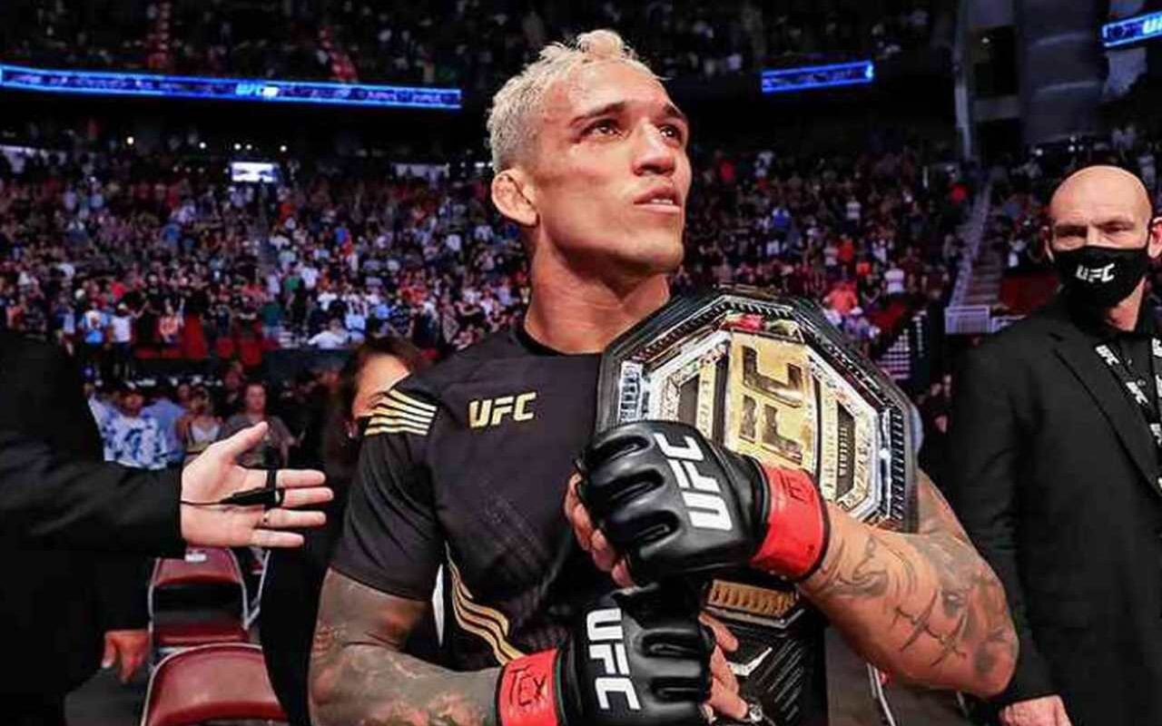 Charles do Bronx já foi campeão do peso leve do UFC (Foto: Reprodução/UFC)