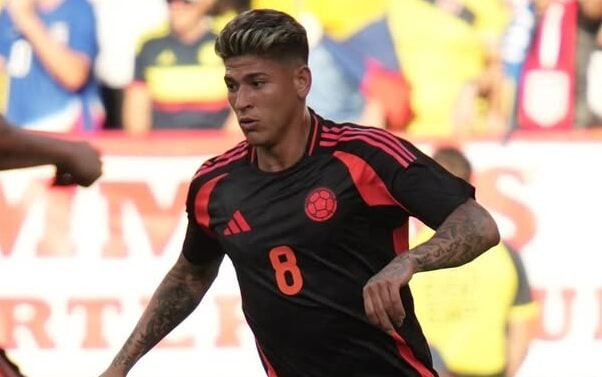 Jorge Carrascal, reforço do Flamengo, em ação pela seleção da Colômbia (Foto: Reprodução / Instagram)
