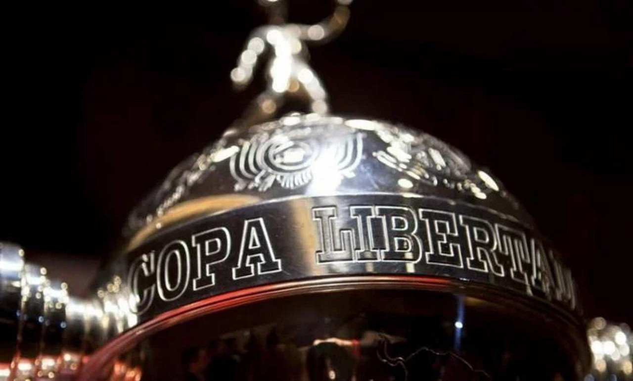Troféu da Libertadores (Foto: AFP)