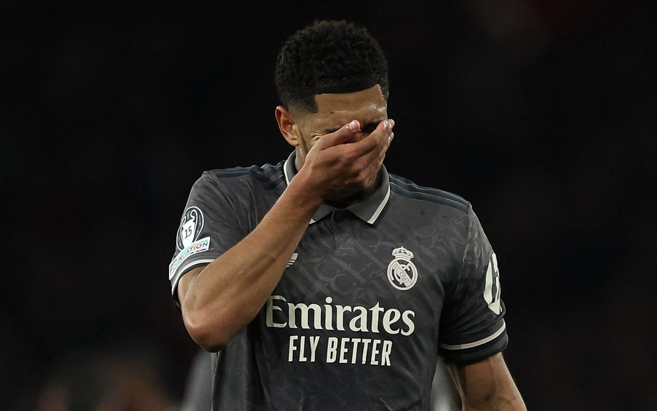 Bellingham na derrota contra o Arsenal (Foto: Adrian Dennis/AFP)