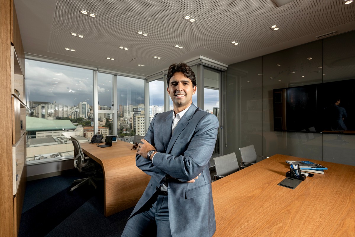 CEO do Mercantil, Gustavo Araújo ressalta a combinação de tecnologia, inclusão e eficiência no atendimento financeiro