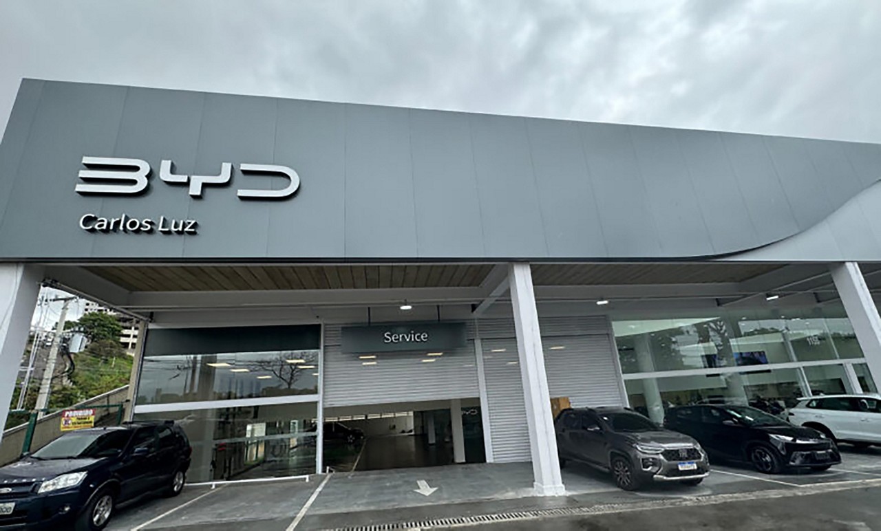 Carbel BYD acaba de abrir as portas na avenida Carlos Luz, na região da Pampulha
