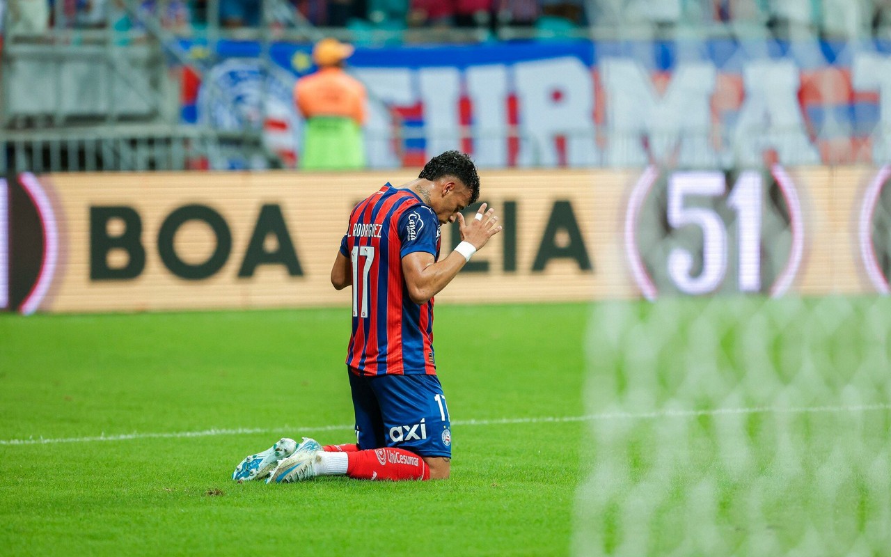 Lucho Rodríguez comemora gol contra o Juventude (Foto: Rafael Rodrigues / EC Bahia)