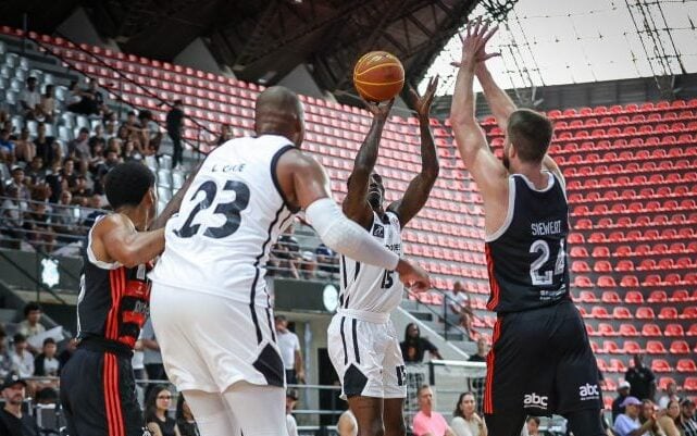 Flamengo contra Corinthians no NBB (Foto: Beto Miller / Corinthians)