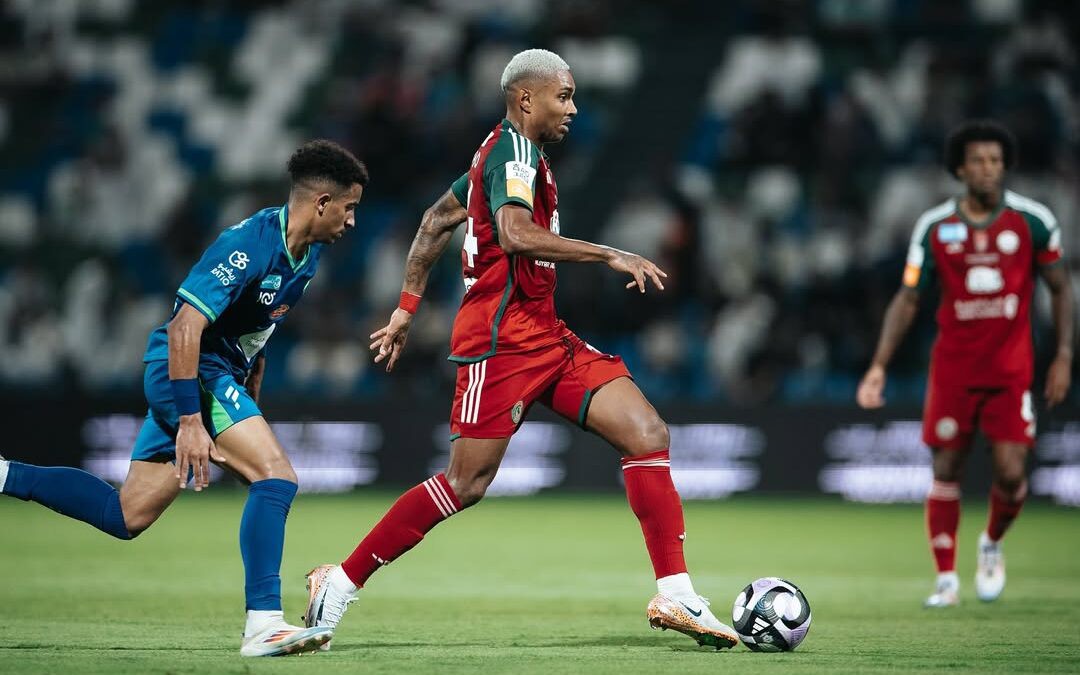 Vitinho está perto de ser anunciado pelo Timão (Foto: Reprodução/Instagram/Vittinho)