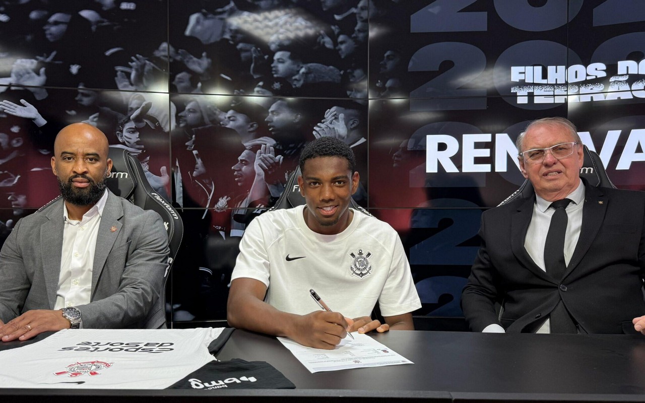 André renova com Corinthians até o fim de 2029. (Foto: Fernando Bueno/Agência Corinthians)