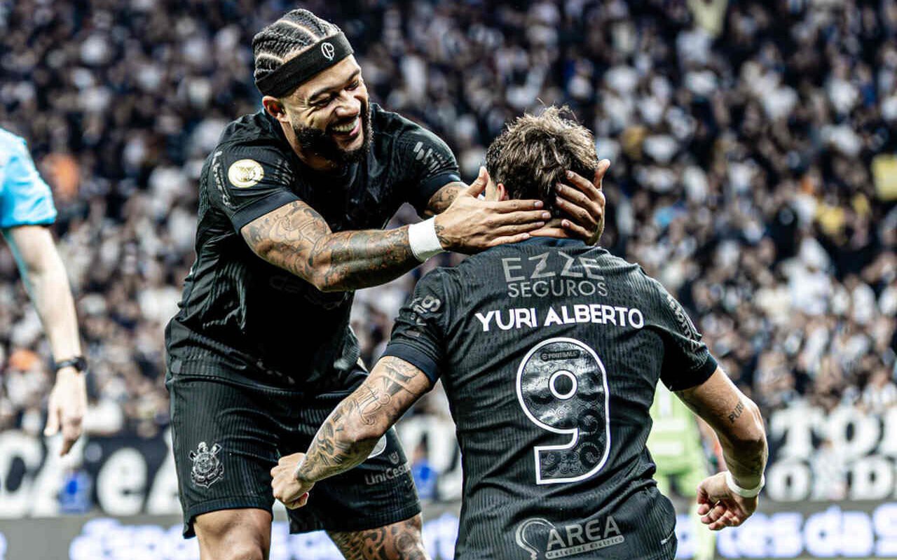 Dupla de ataque do Corinthians é alvo de interesse na Europa (Foto: Rodrigo Coca/Ag.Corinthians)