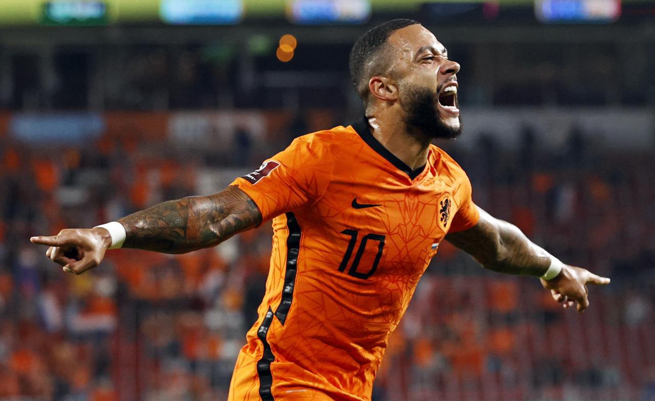 Depay em ação pela Seleção Holandesa