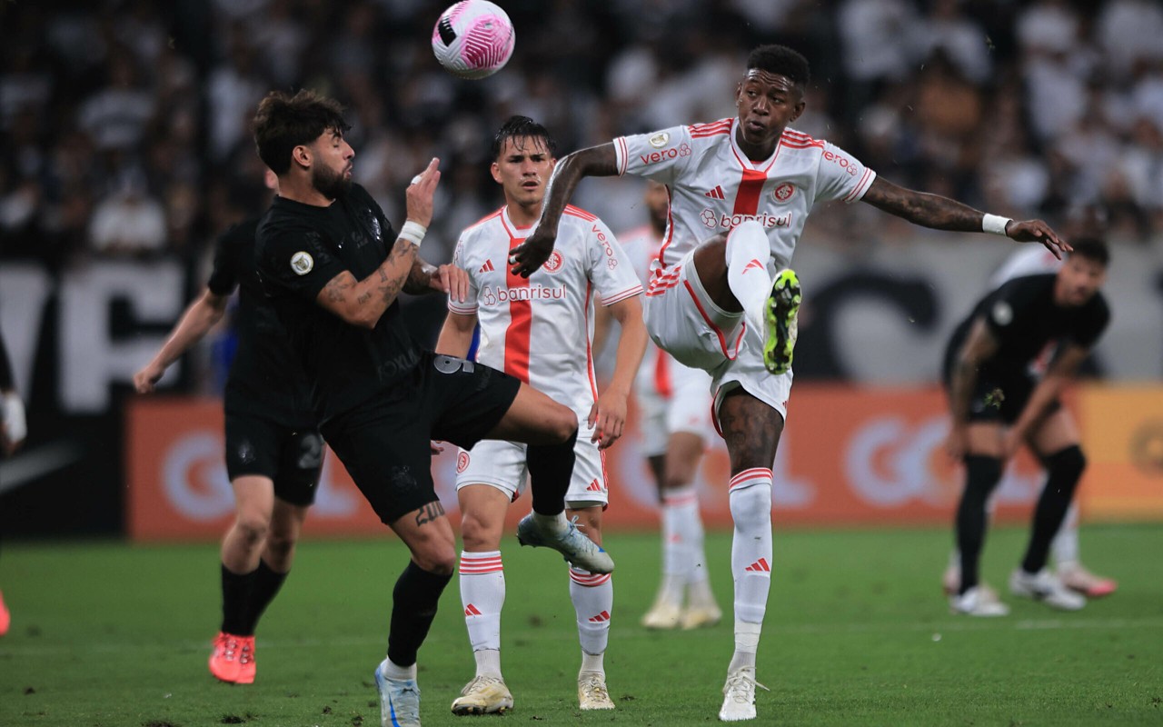Corinthians x Internacional: retrospecto é favorável ao Timão (Foto: Ettore Chiereguini/AGIF)