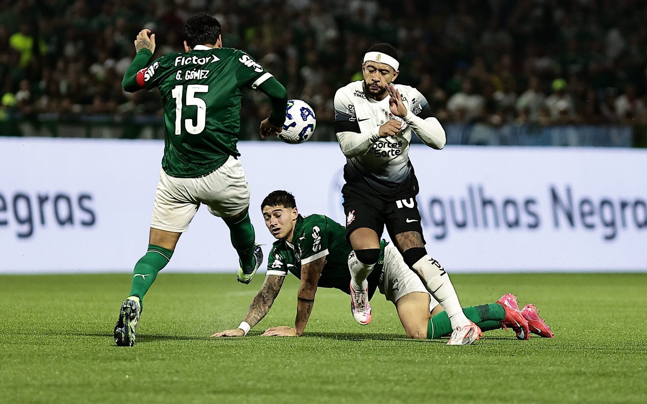Corinthians e Palmeiras se enfrentam pelas oitavas de final da Copa do Brasil (Foto: Fabio Giannelli/AGIF)