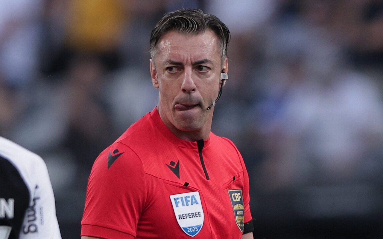 Raphael Klaus em Corinthians x Santos (Foto: Ettore Chiereguini/AGIF)