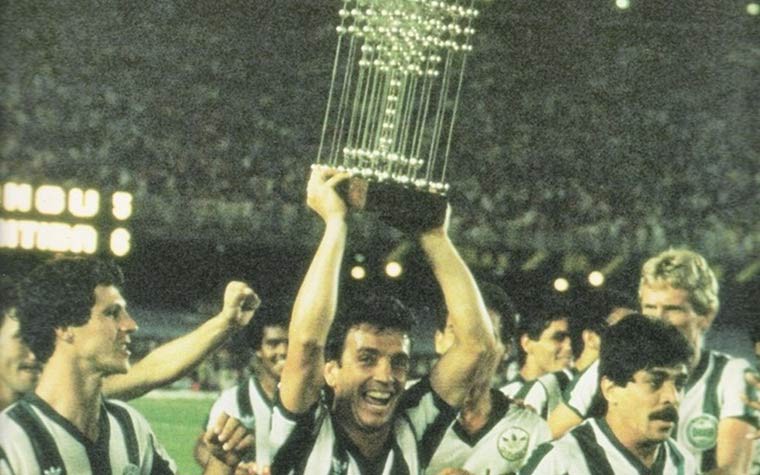 O Coritiba conquistou o Campeonato Brasileiro de 1985 em uma final histórica contra o Bangu no Maracanã. (Divulgação/Coritiba)