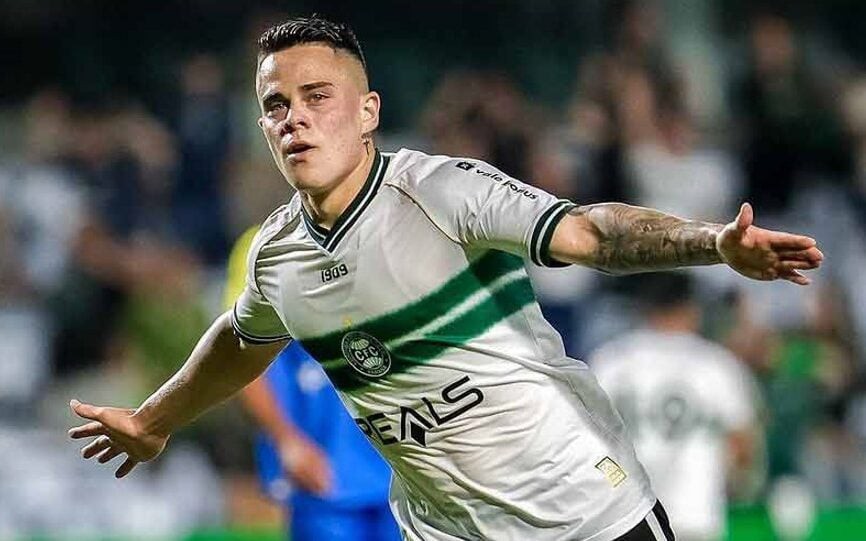 Geovane Meurer marca gol em Coritiba 3x1 Andraus, pelo Paranaense de 2024. Foto: Gabriel Thá/Coritiba