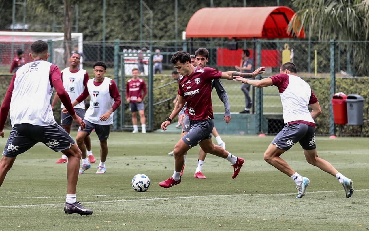 Tricolor se reapresentou no SuperCT com jogadores da base (Foto: Divulgação)
